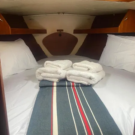 Bily Boat Da Rocha Bateau-hôtel